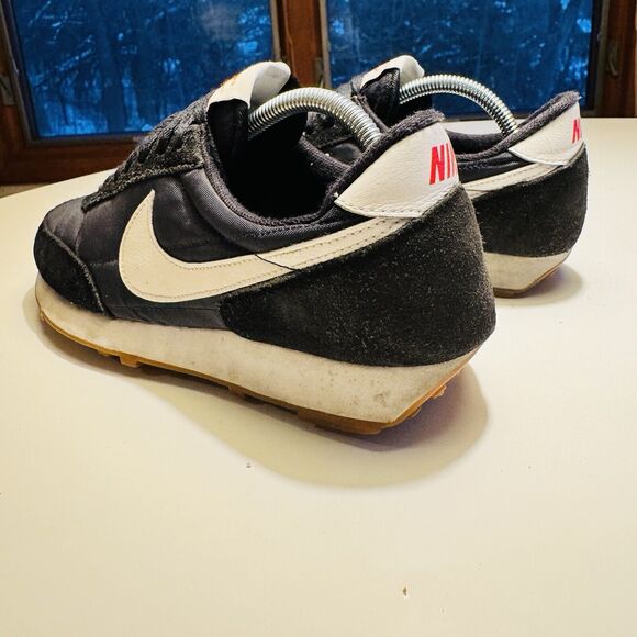 Nike Daybreak Waffle Trainers Womens‎ Size 7.5 Black White Shoes Retro Classic - Picture 6 of 8